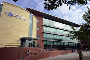 Wolverhampton-University-sign-stock-1.thumb